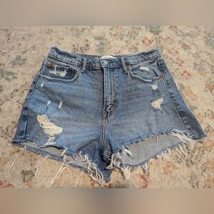 Abercrombie and Fitch High Rise The Mom Short Size 29/8